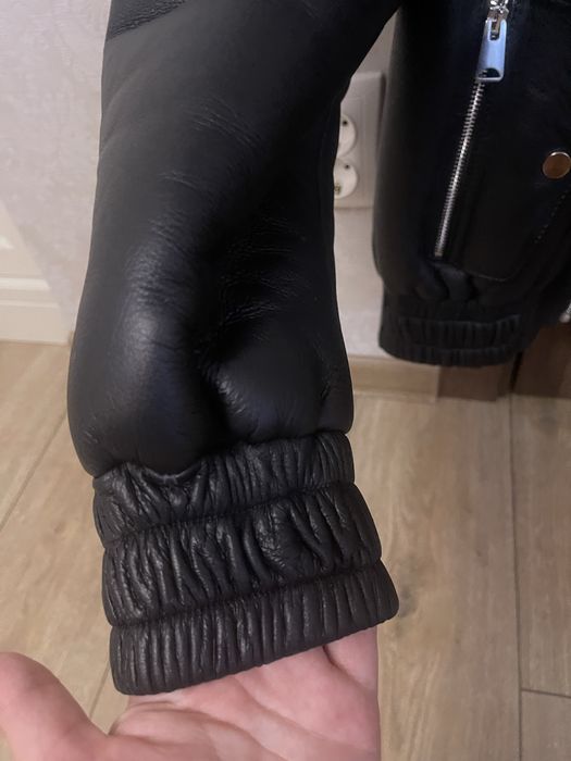 Куртка женская кожаная с мехом песца