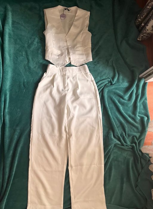 Продаю костюм 600 грн, купувала за 800 грн