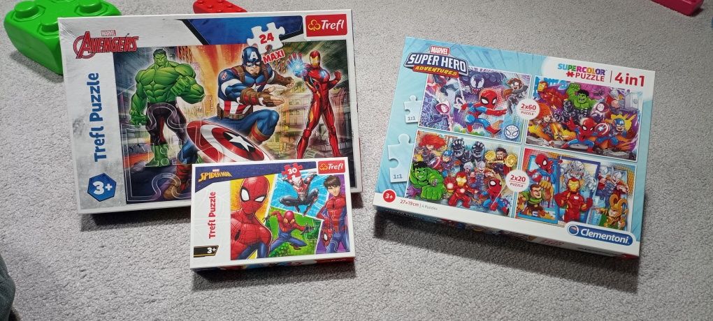 Avengers maxi Spiderman zestaw puzzli 3+