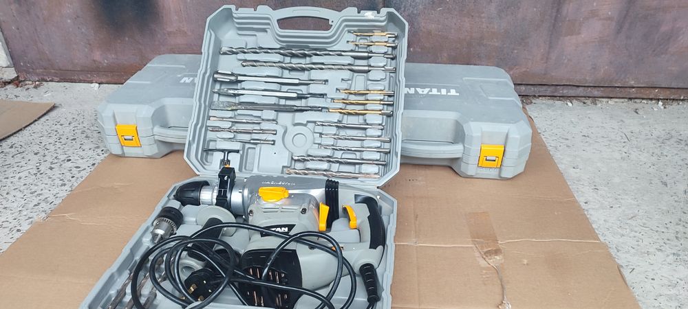 Потужний перфоратор 1500 ватт TITAN з Англії