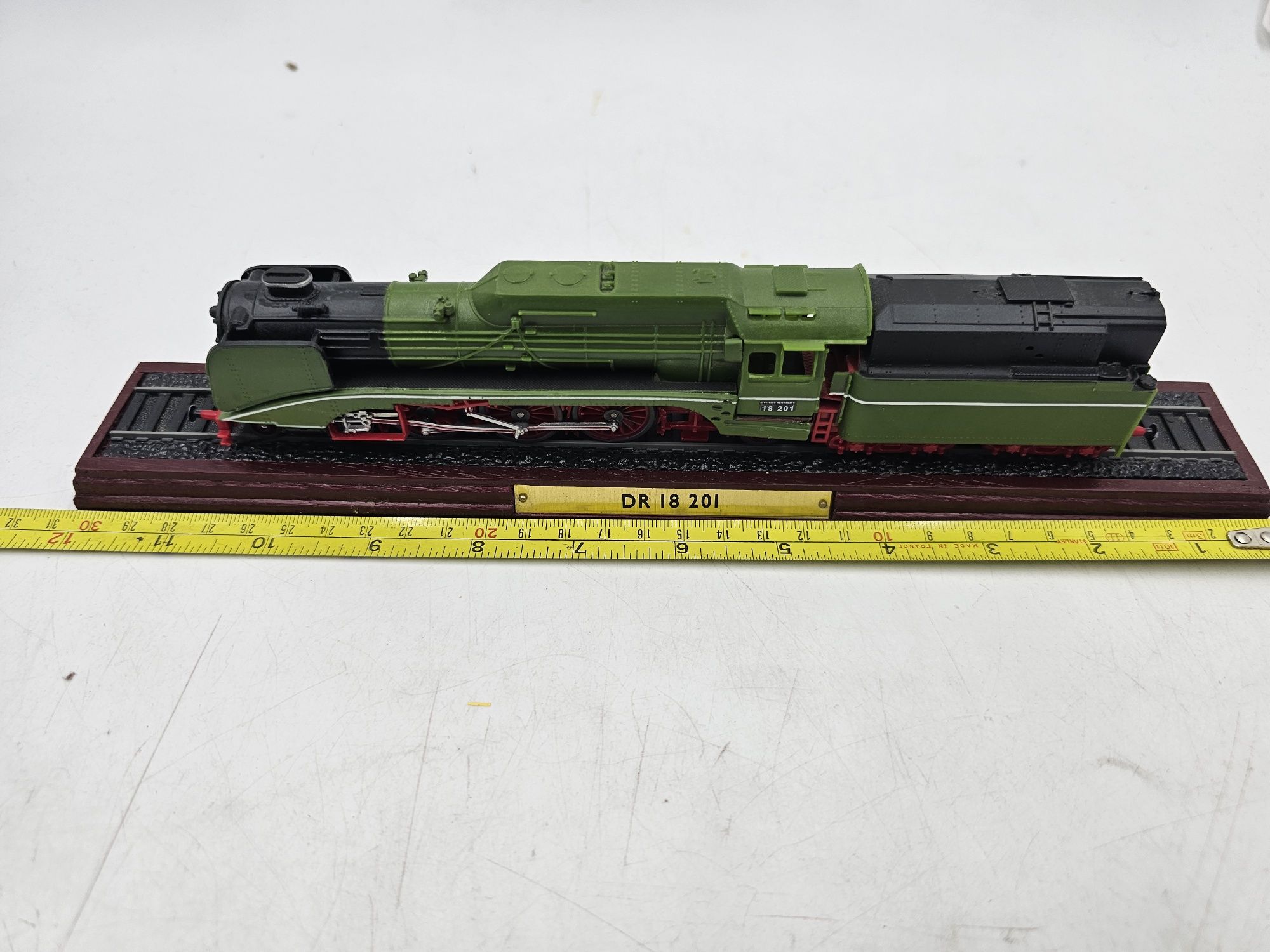 Model lokomotywy  HO pacific 231. 18201 DR