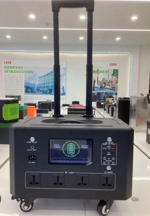 Зарядна станція 3072 wh