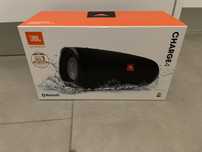 Pudelko JBL Charge4