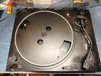 Gramofon DJ 1800B