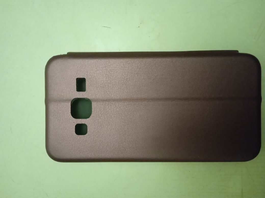 Продам чехлы на телефон Самсунг J3(16)