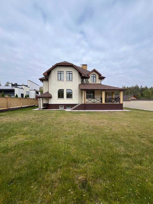 Будинок із сауною, спортзалом і гостьовим котеджем|12 соток біля лісу