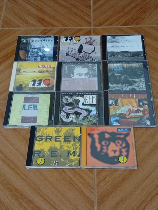 Coleção de cd's REM NOVA