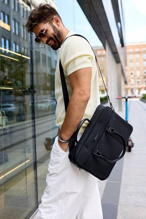 torba na laptopa z syntetycznego materiału - rovicky