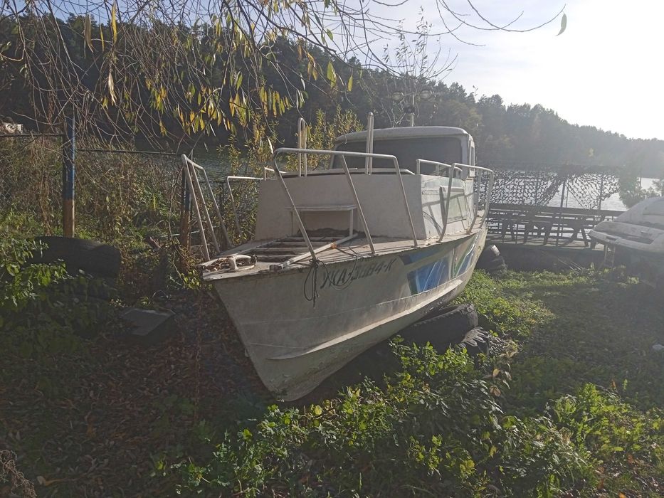 Продам катер 14 місць