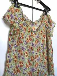 Blusa flores com botões madrepérola (M)