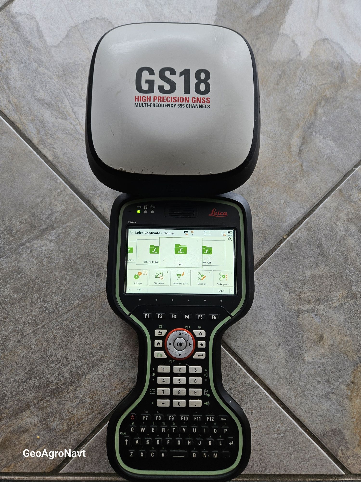 GNSS приймач Leica GS08/18 plus контролер CS10/20