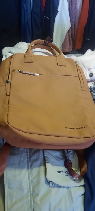 Нова сумка-рюкзак коричневого кольору за 450 грн