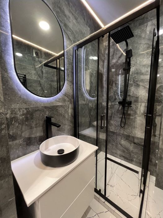 Подобово VIP апартаменти у самом Центрi мicта