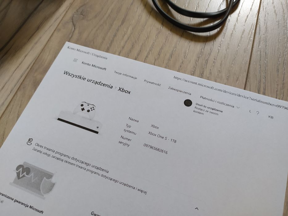 Xbox One S 1TB z napędem JAK NOWY 4K Komplet Gry Fortnite PES 2025