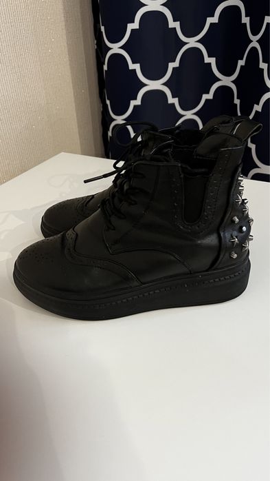 Зимові черевики сапожки броги