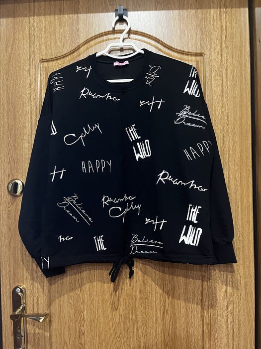 Жіночий світшот.