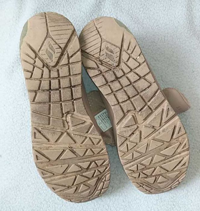 Кроссовки  бежевые женские SKECHERS