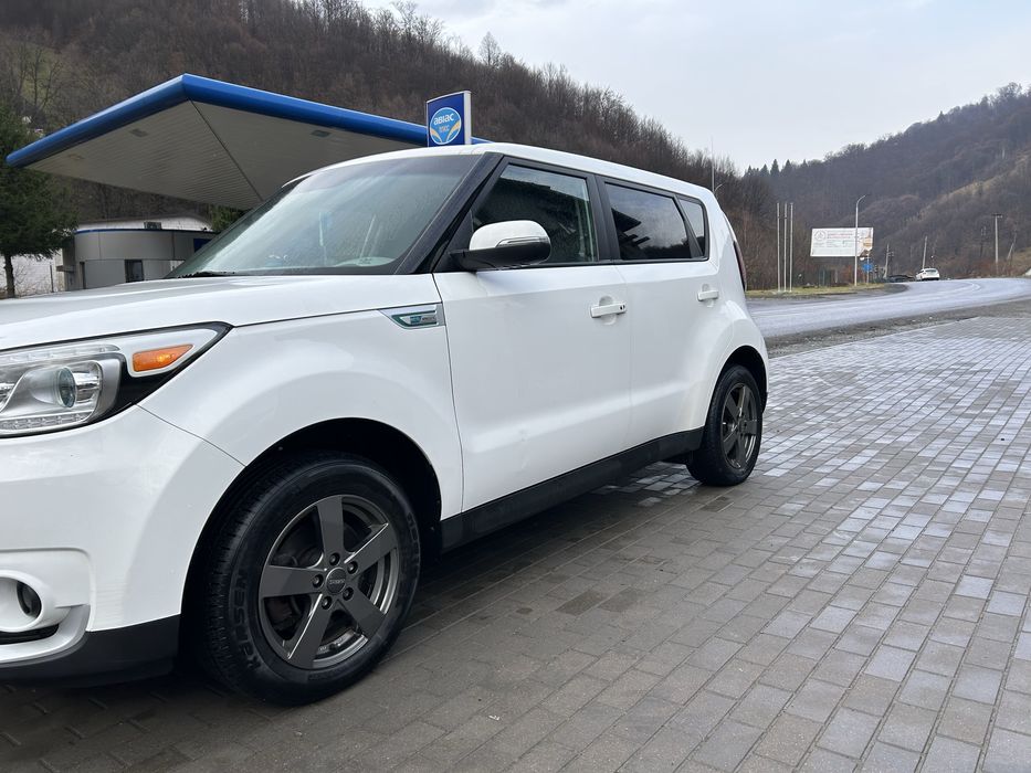 KIA Soul EV 2015 року