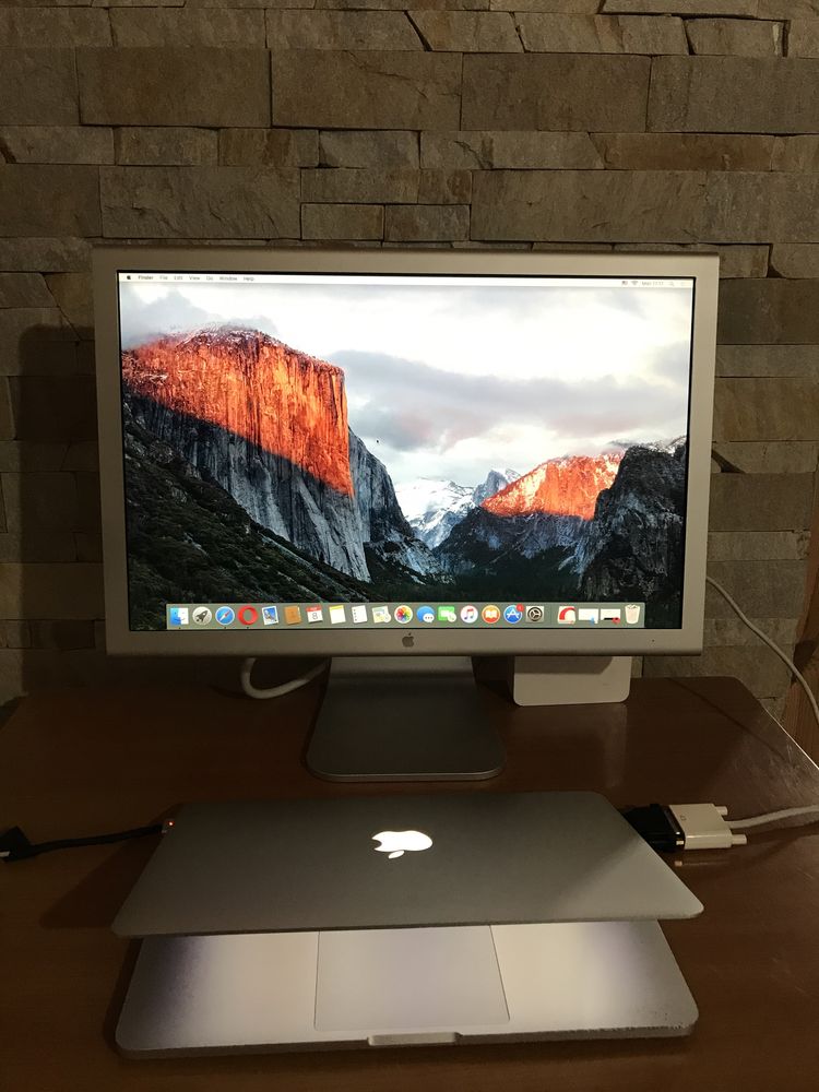 Монитор монітор Apple дисплей Apple Cinema display 20‘