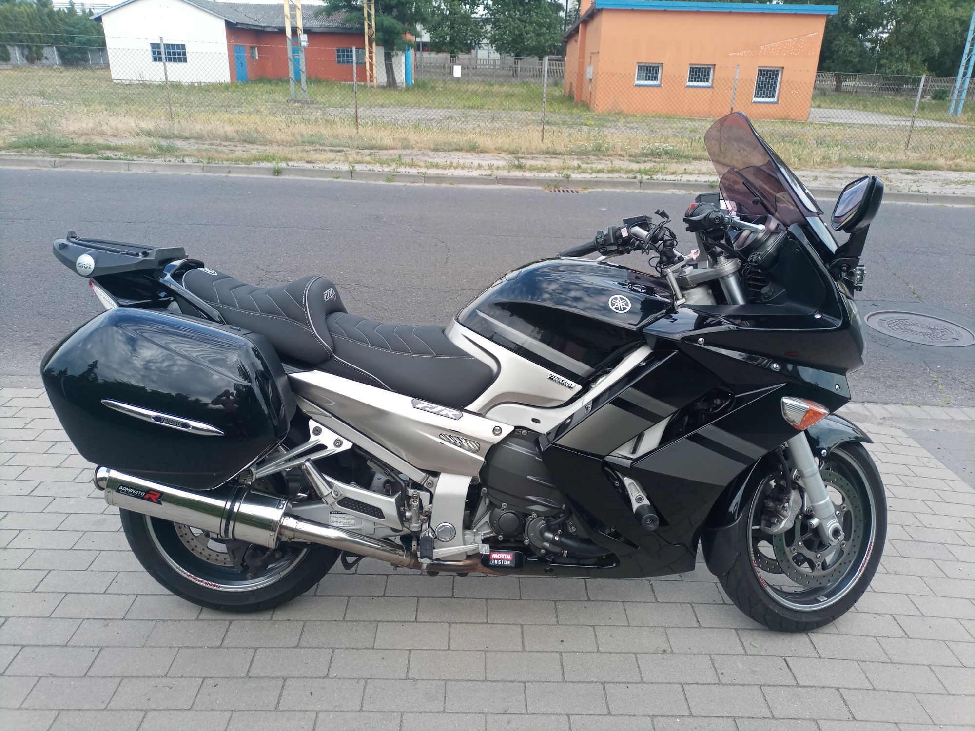 Sprzedam  YAMAHA FJR.Czarny metalik 2008,ABS,grzane manetki