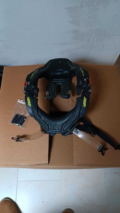 Proteção Cervical Leatt Brace 4.5
