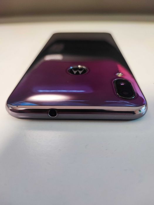 Motorola Moto E6 Plus 4/64GB Polished Graphite состояние нового