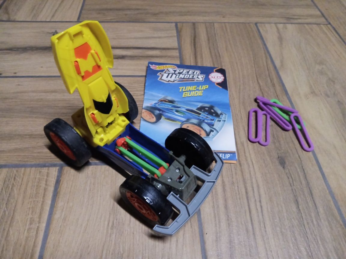 Машинка hot wheels