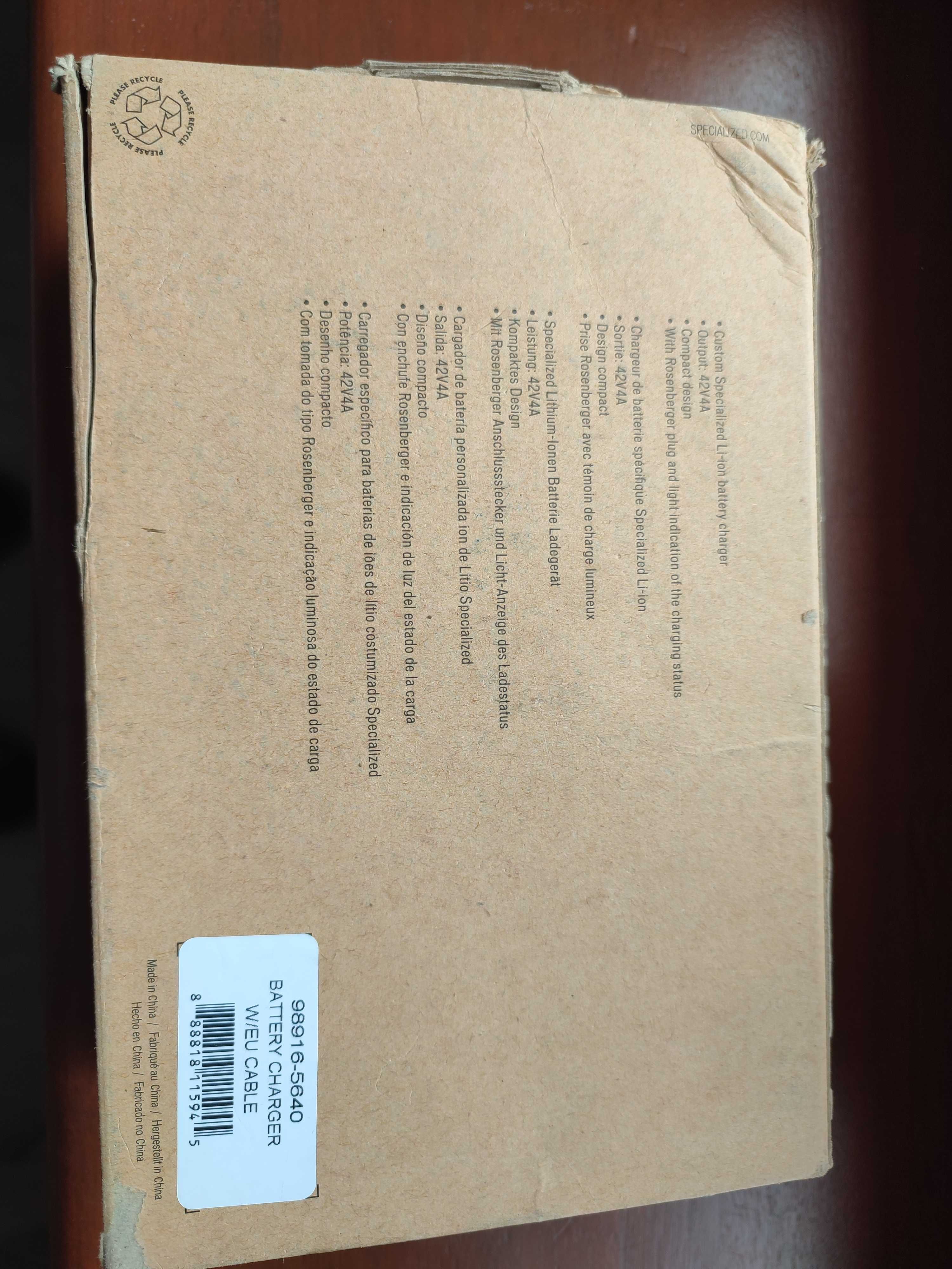 Nowa oryginalna ładowarka SPECIALIZED 42V 4A   BOX