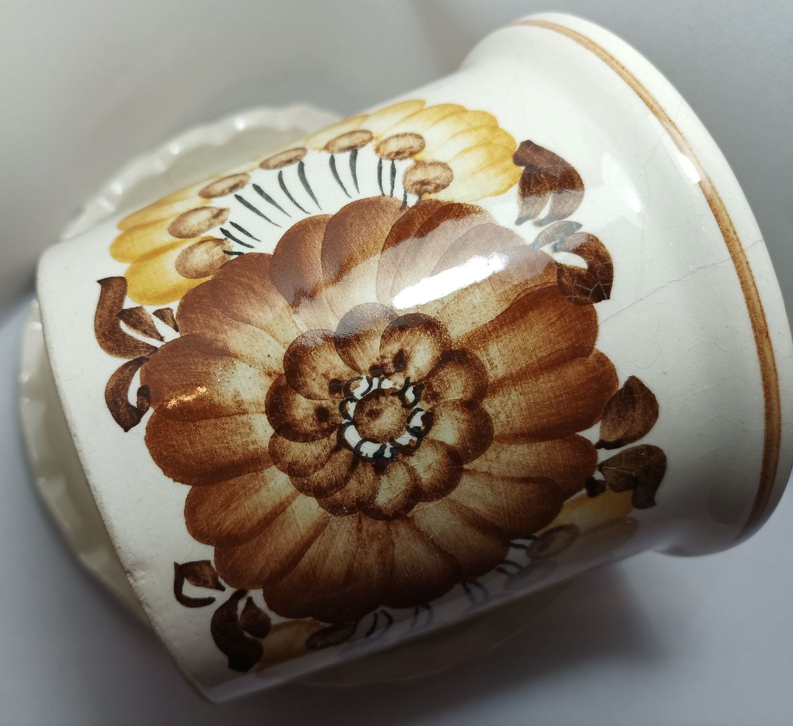 Osłonka ceramiczna z podstawkiem ceramika Koło 46