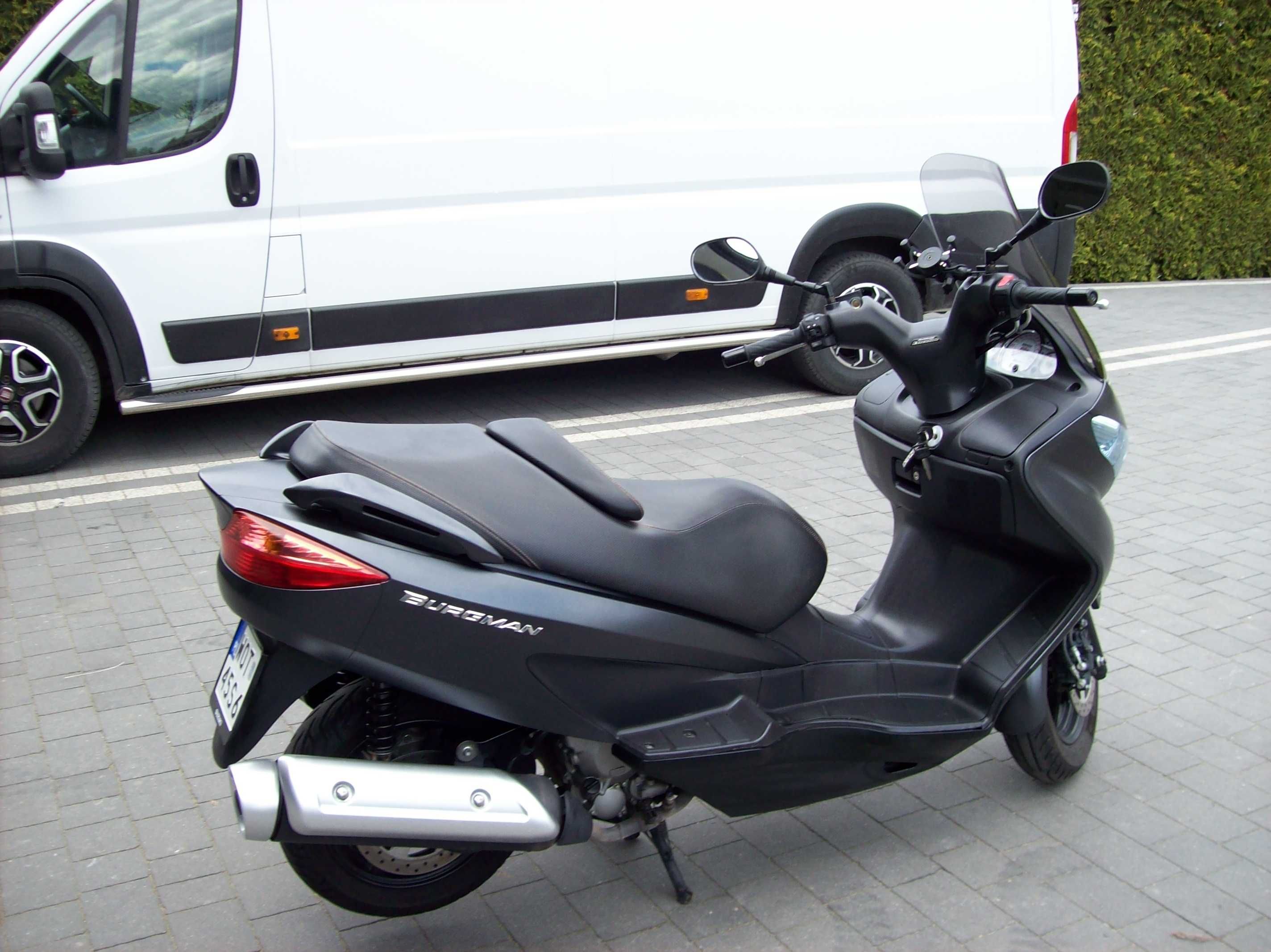 Suzuki Burgman 125 wersja Executive zarejestrowany w Polsce 2012 rok