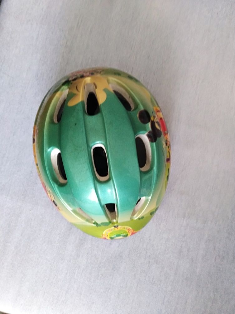 Capacete de criança para andar de bicicleta