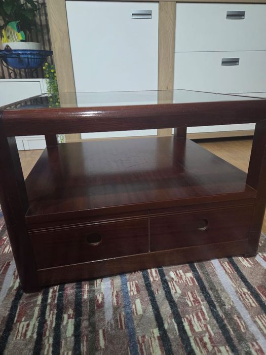 Mesa sala de visitas