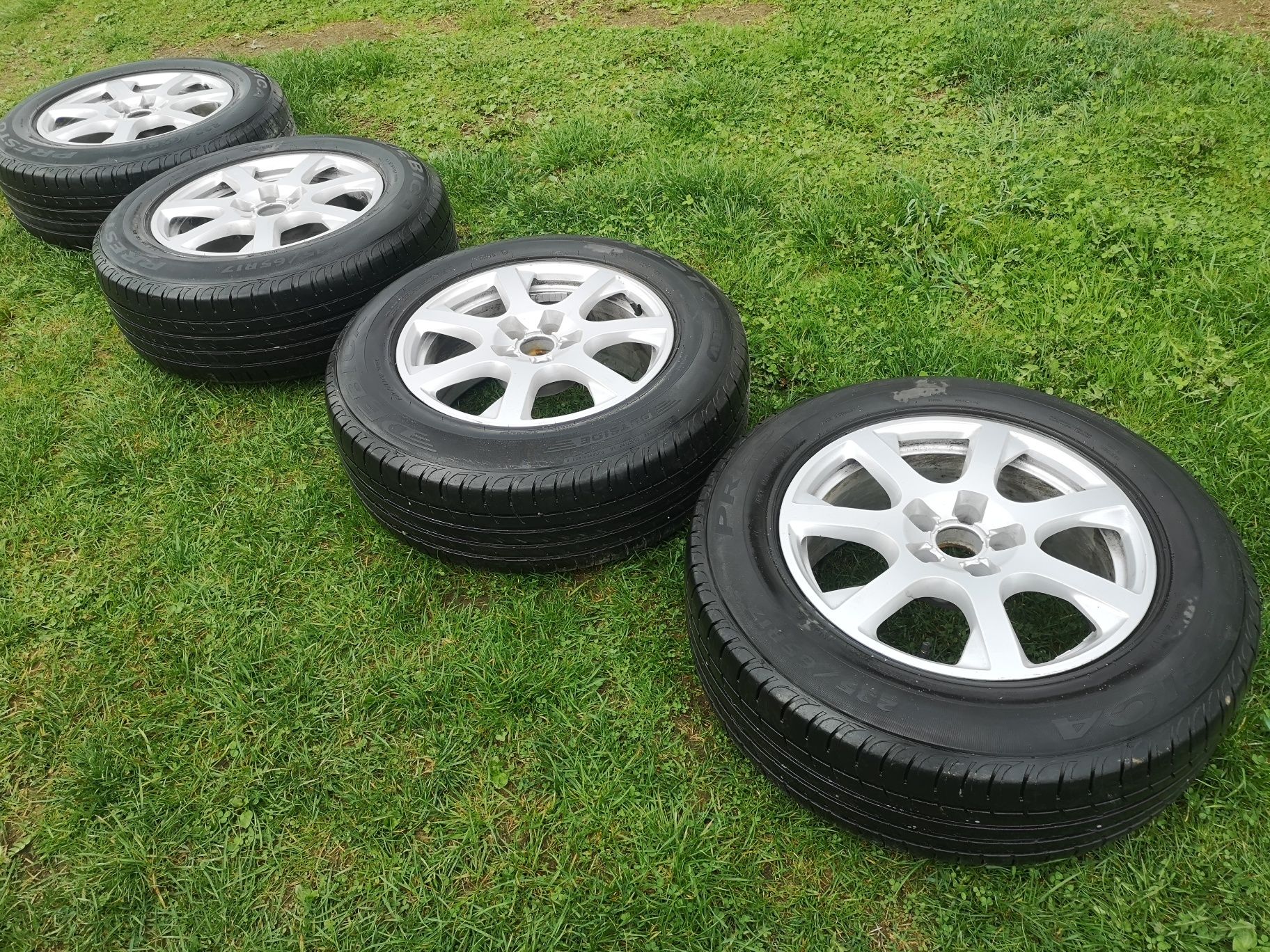 Felgi 5x112z opony Audi q5 235x65r17 et 39