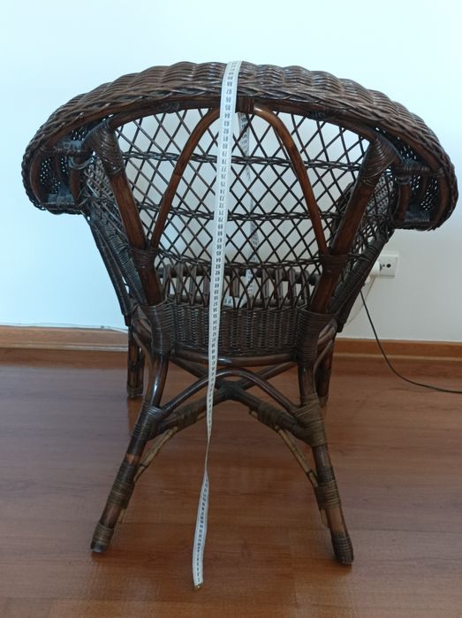 Cadeirão em verga vintage