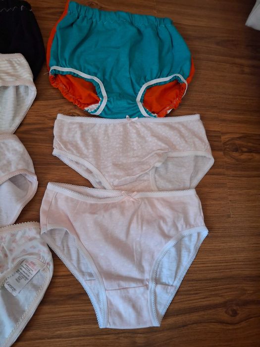 Трусики дитячі George, Nikoletta Миколаїв для дівчинки 92/98, 2-3 роки