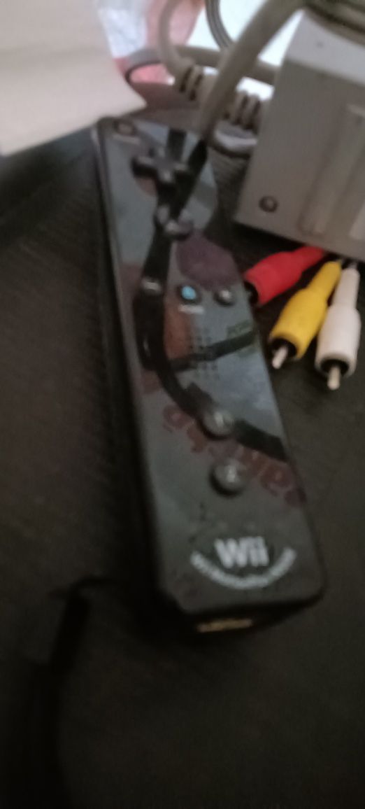 Wii com balança e um comando