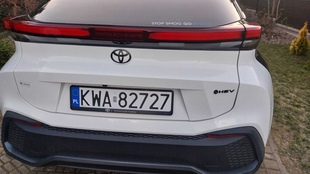 Toyota chr 2700 przebieg  jak z salonu