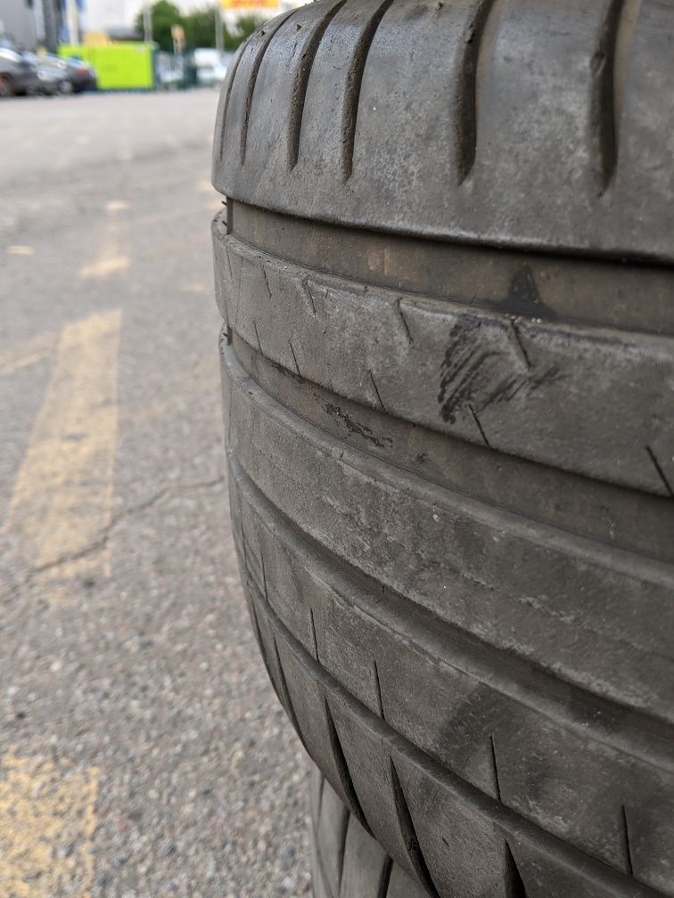 Michelin Pilot Sport 4 225/40 R18