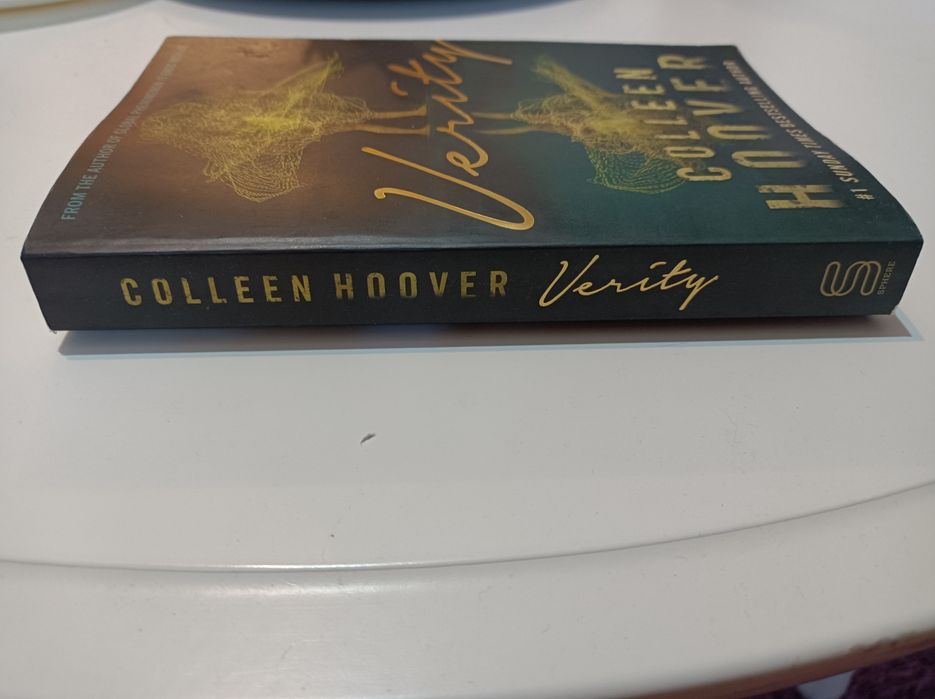 Livro  -  Verity  * Colleen Hoover * Edição em língua Inglesa