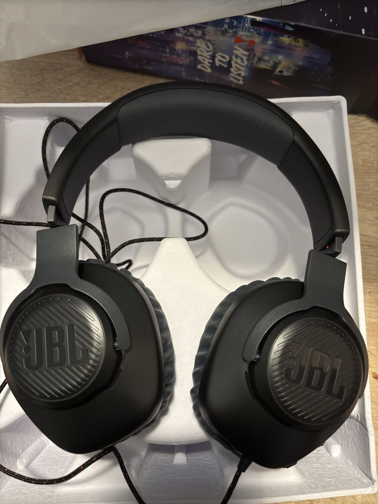 JBL quantinum sluchawki
