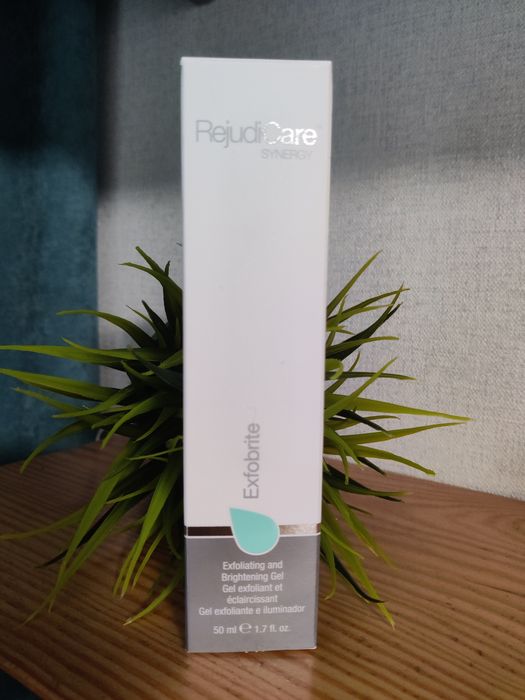 Сиворотка для сяйва обличчя Rejudicare Exfobrite
