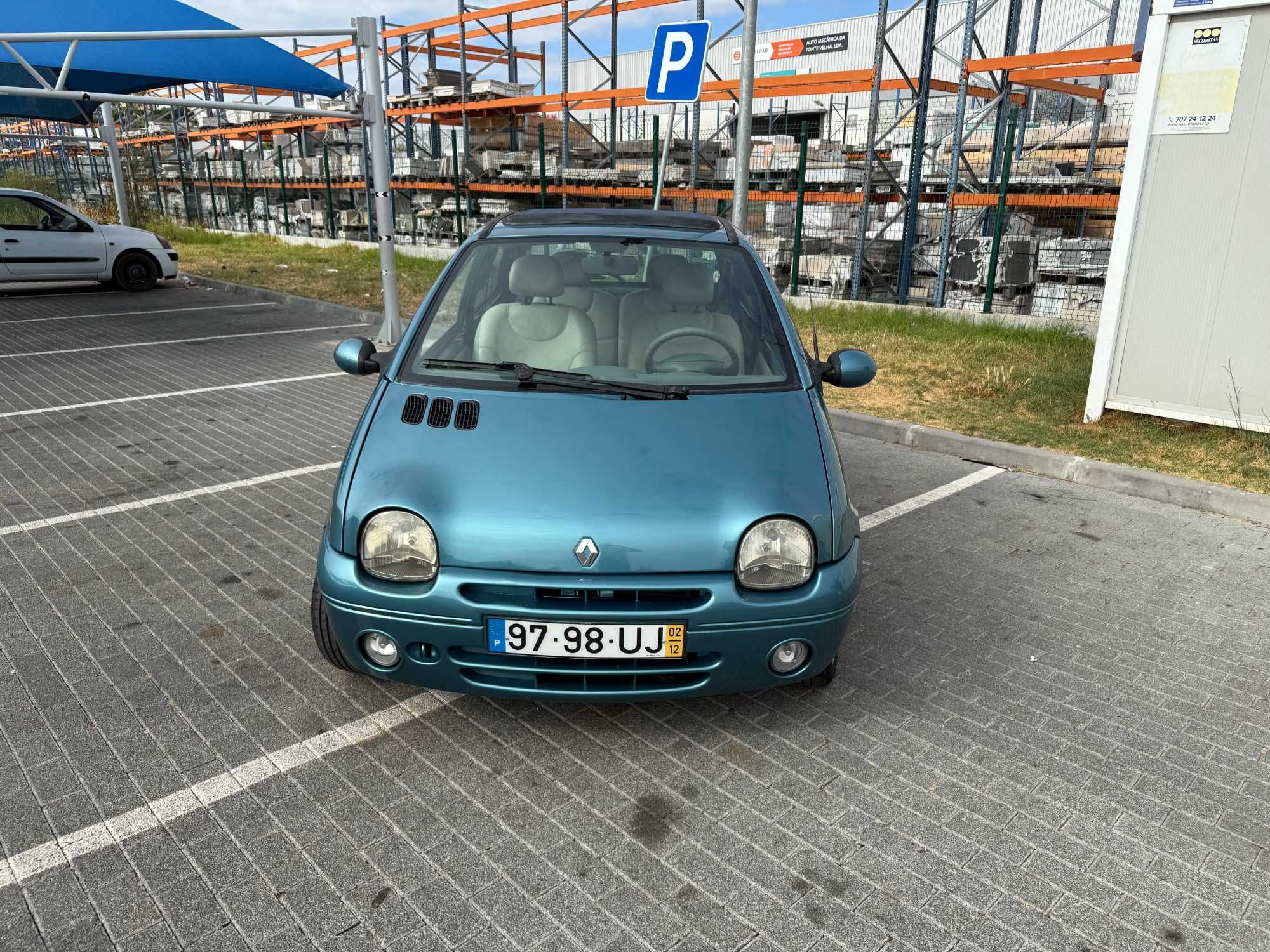 RENAULT TWINGO CABRIO 1.2 16 V INITIAL PARIS 2002