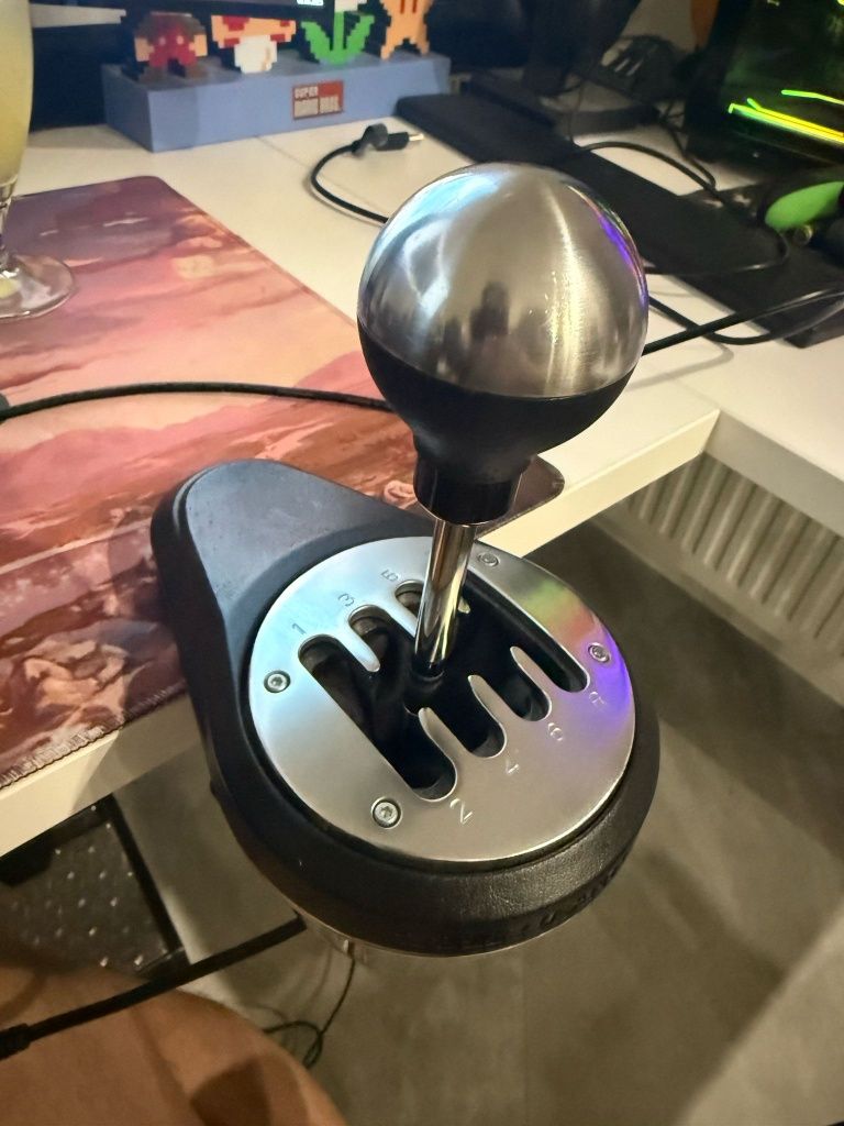 Skrzynia biegów ThrustMaster TH8A Shifter