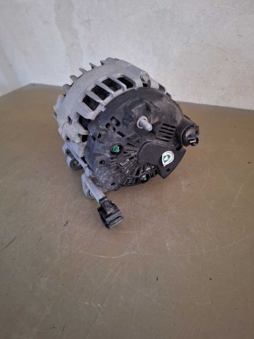 Alternator 2.0 tdi vw transporter t5 10-16r