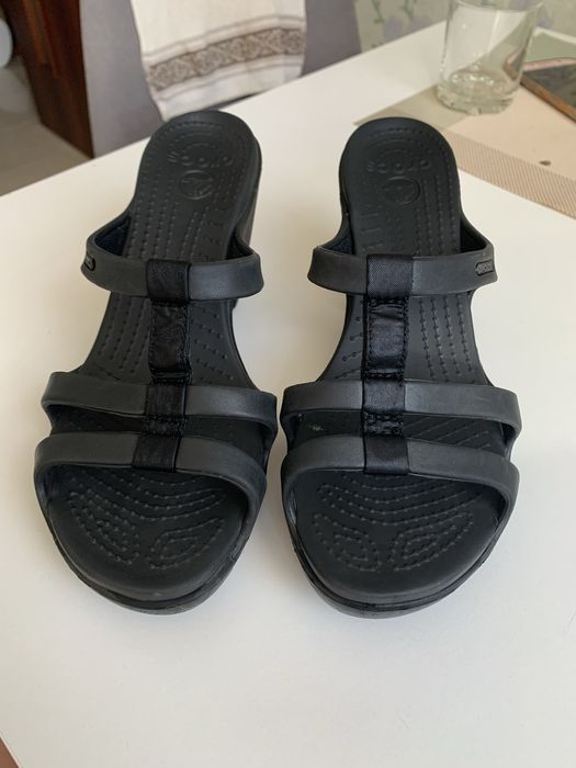 Crocs босоніжки на підборах ( оригінал) р. 39