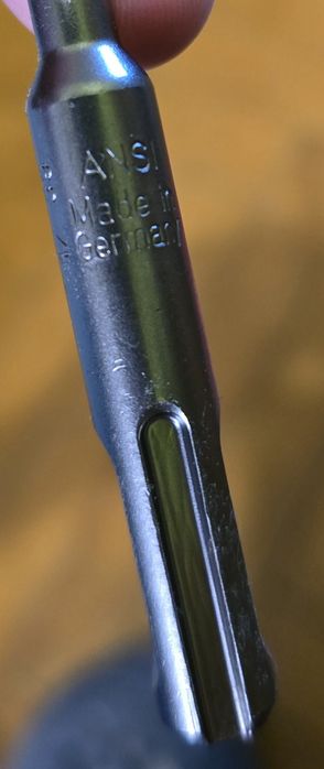 Milwaukee бур по битону з арматурою  6.4мм на 160мм Made in Germany