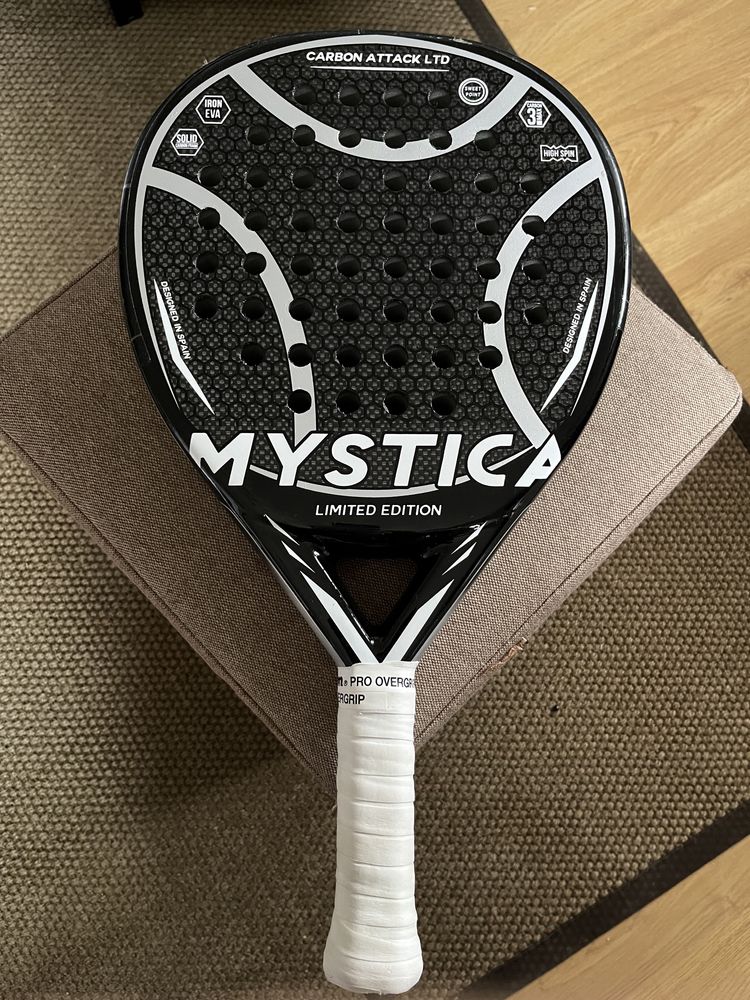 Raquete Padel Mystica com protetor