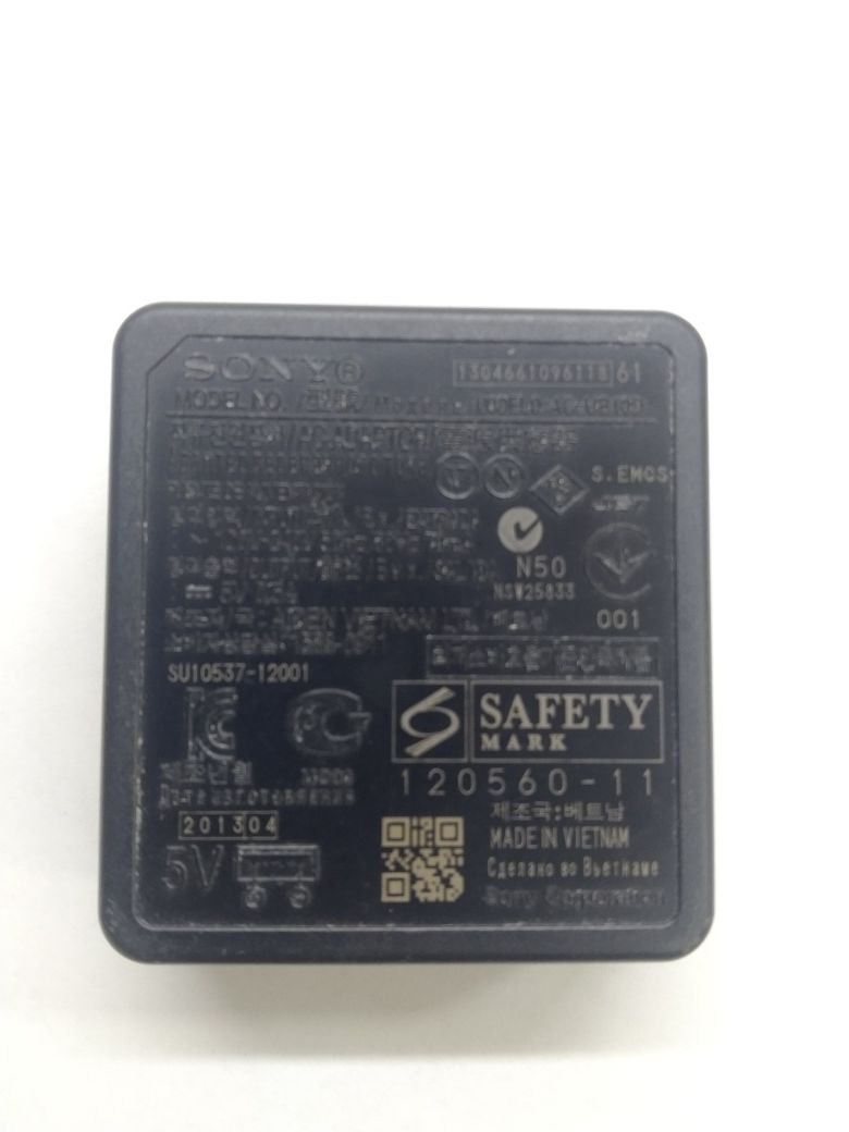 Зарядное устройство AC-UB 10D для Sony