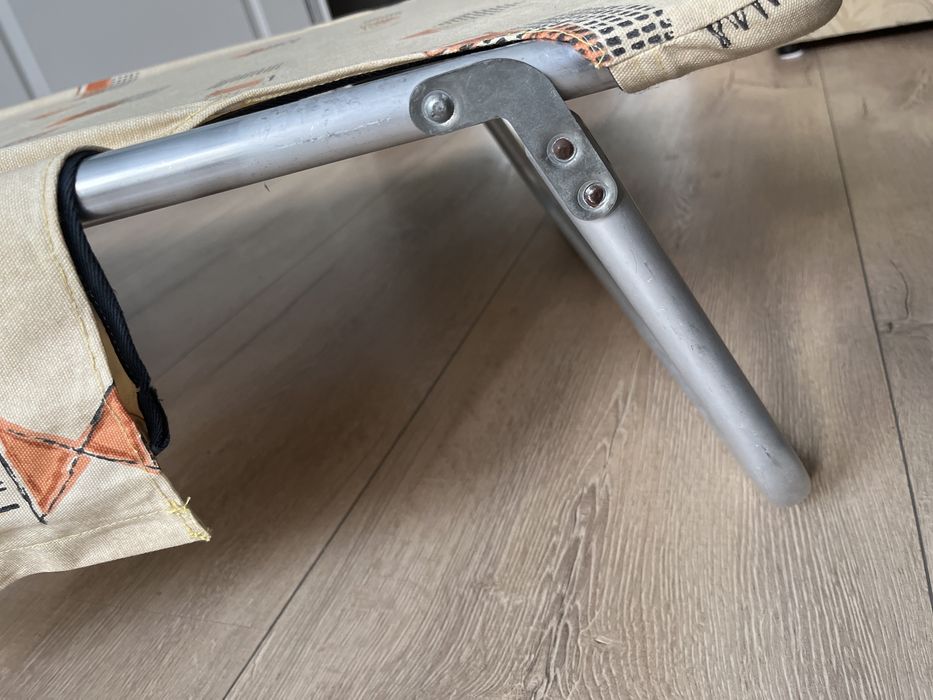 Dziecięcy leżak na działkę