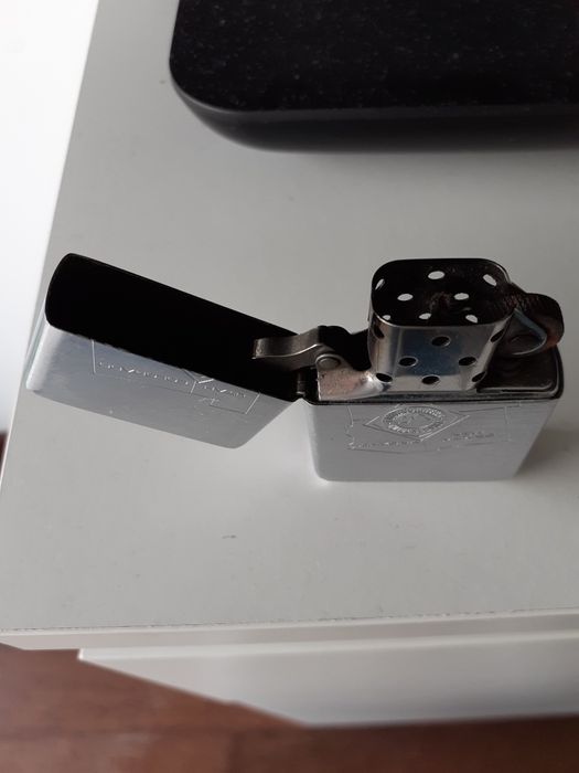 Isqueiro ZIPPO Marlboro